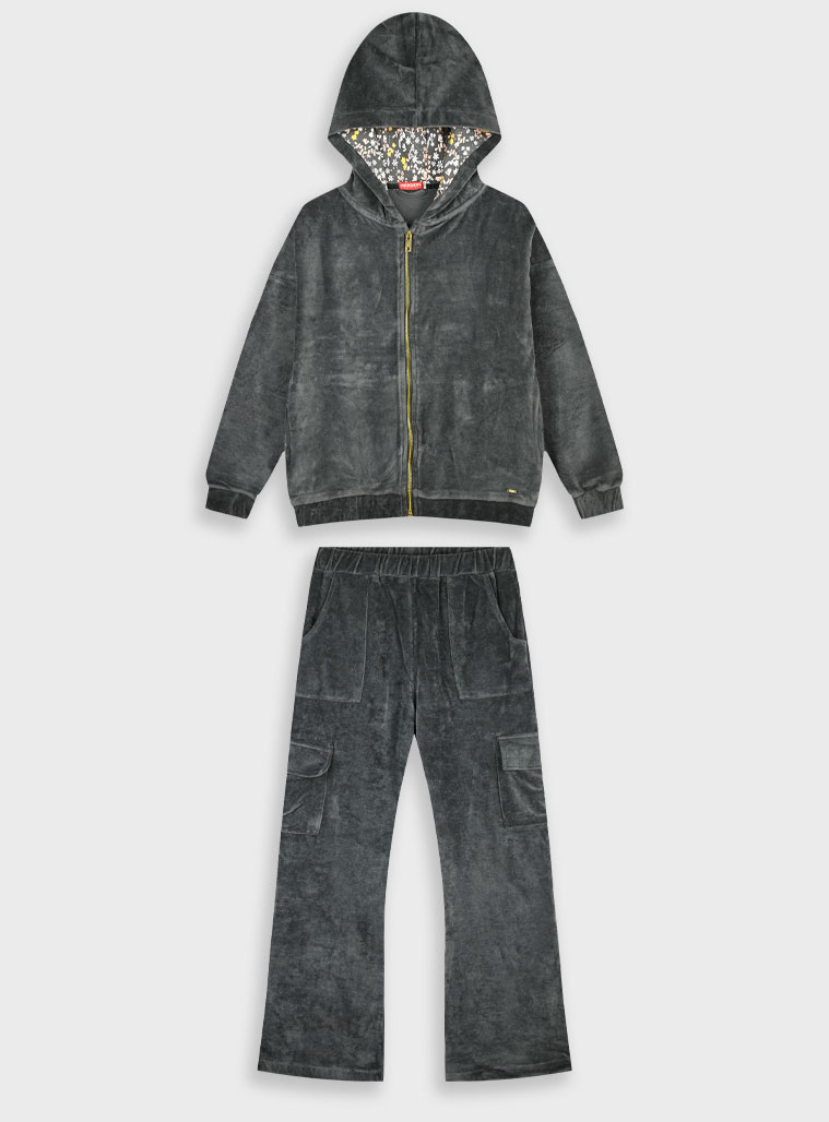 Energiers Βελουτέ φόρμα