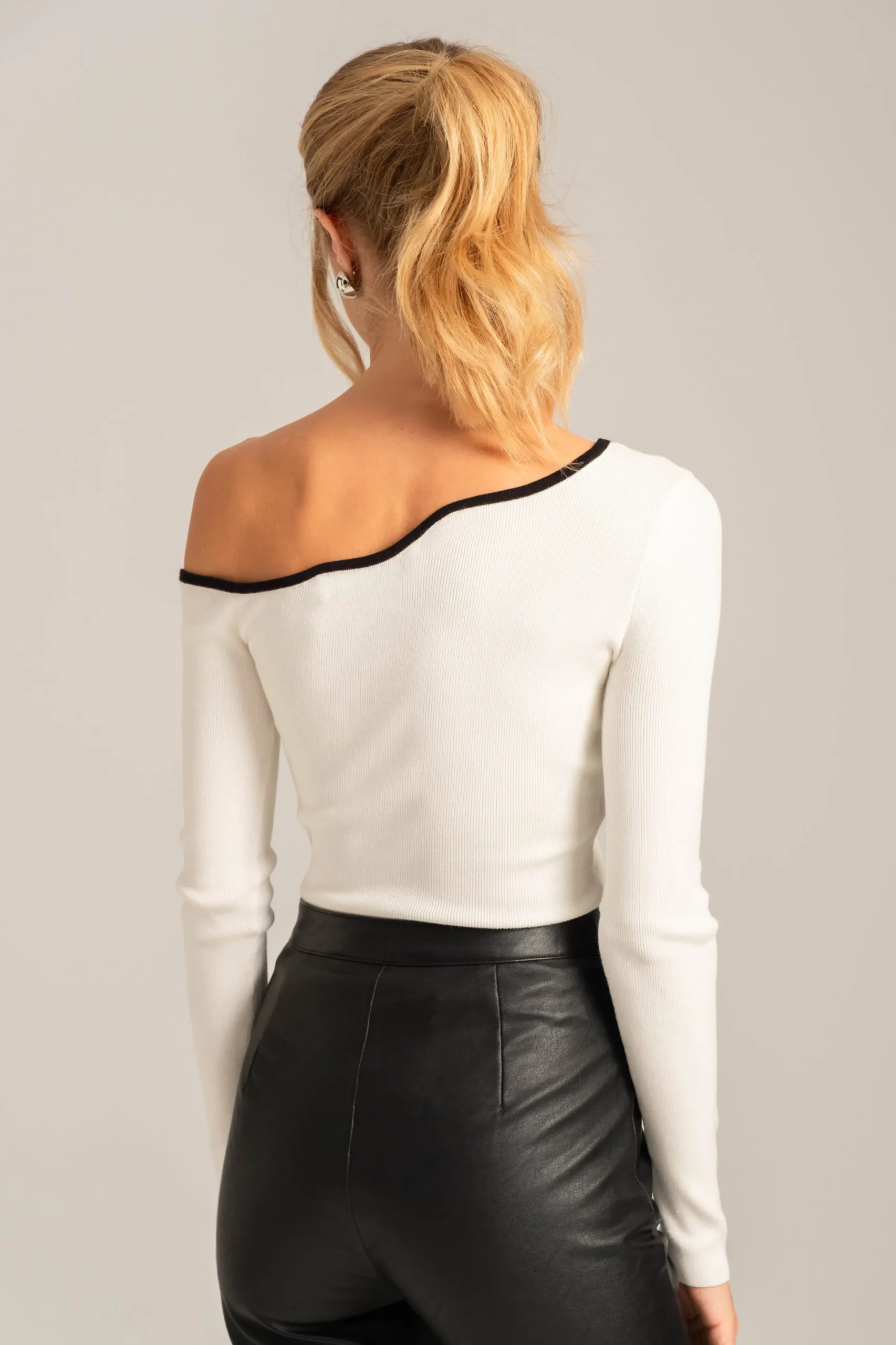 LIBBY SWEATER - Image 7