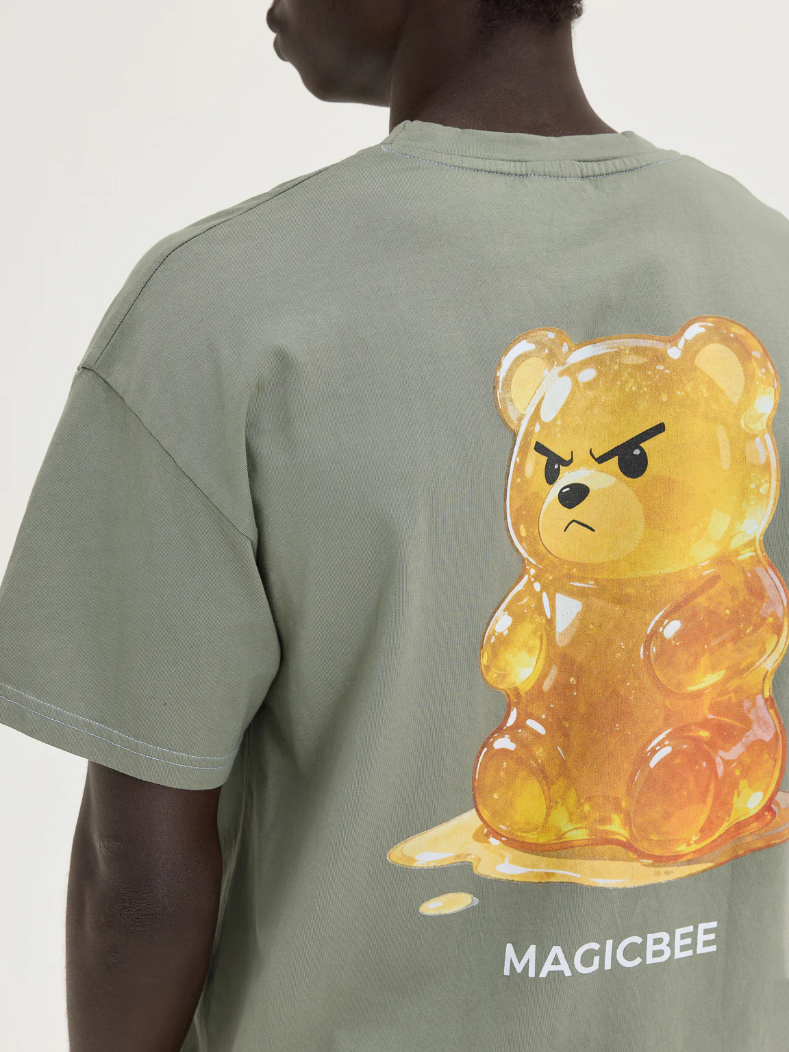 MagicBee T-shirt - Image 4